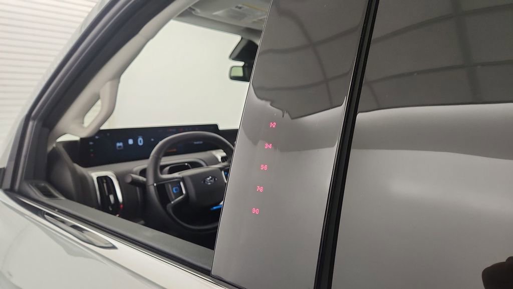 New 2025 Ford Expedition Max Platinum w/ Driver's Package image 37