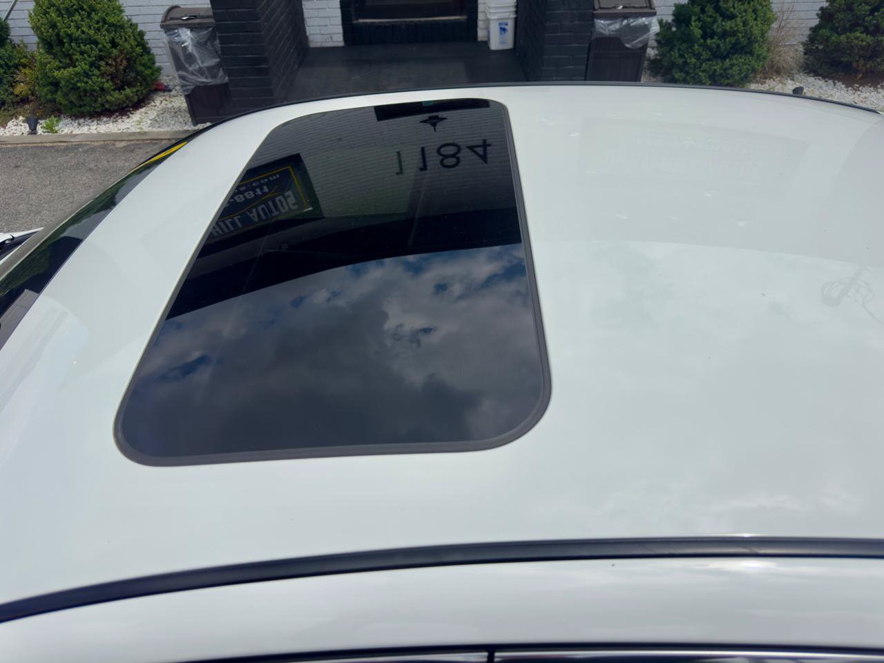 Used 2018 INFINITI Q50 Luxe w/ Essential Package (3.0T Luxe) RWD image 31