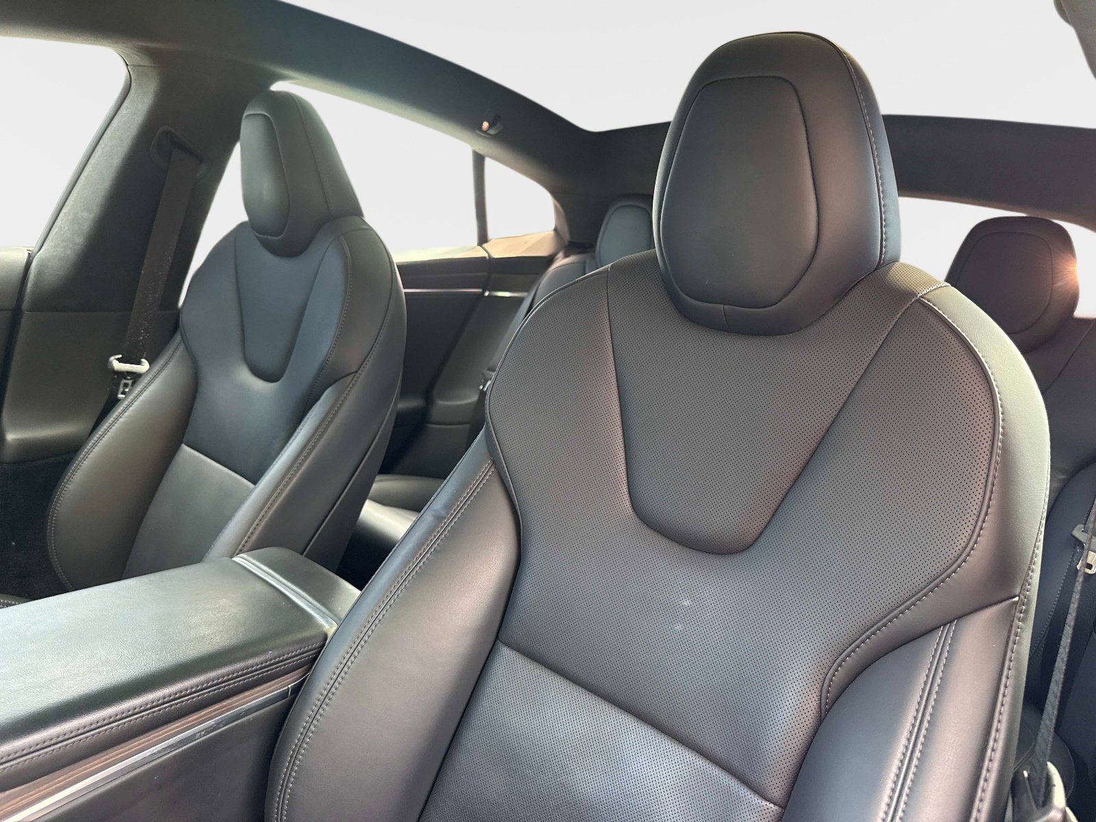 Used 2023 Tesla Model S image 37