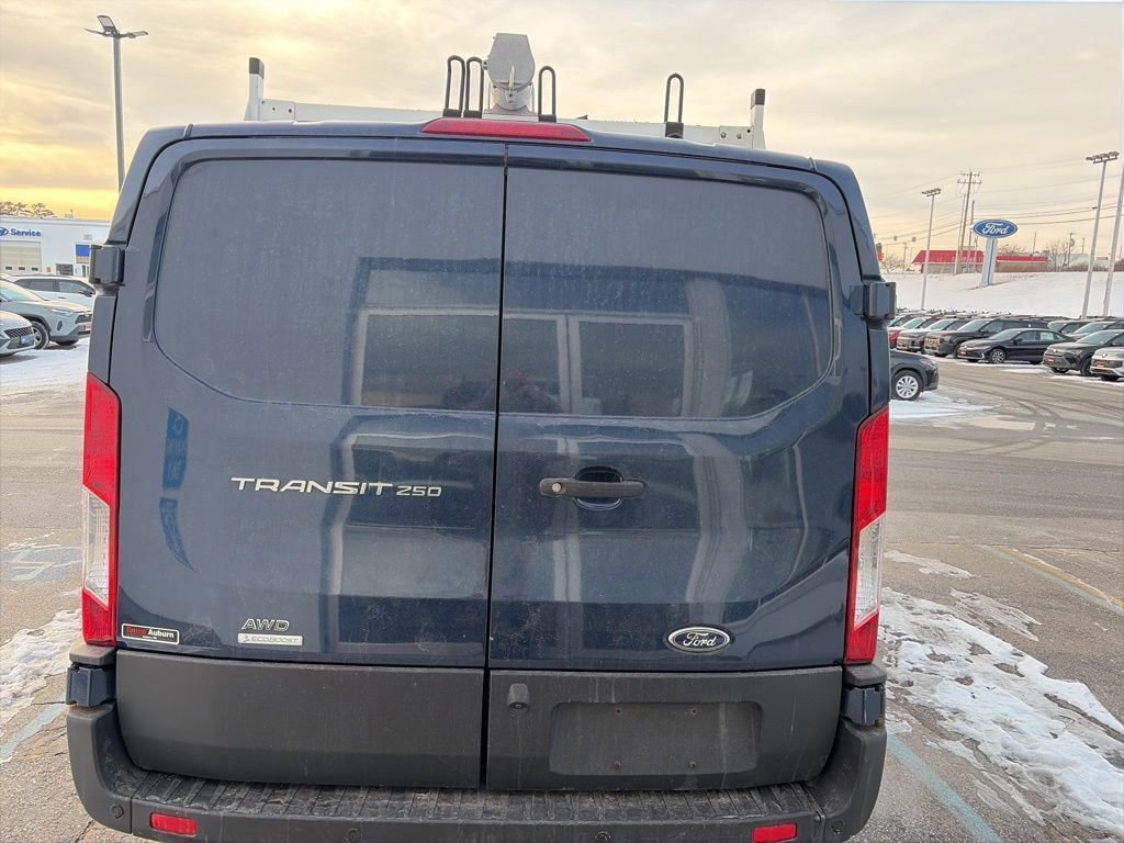 Used 2022 Ford Transit 250 Low Roof AWD image 6