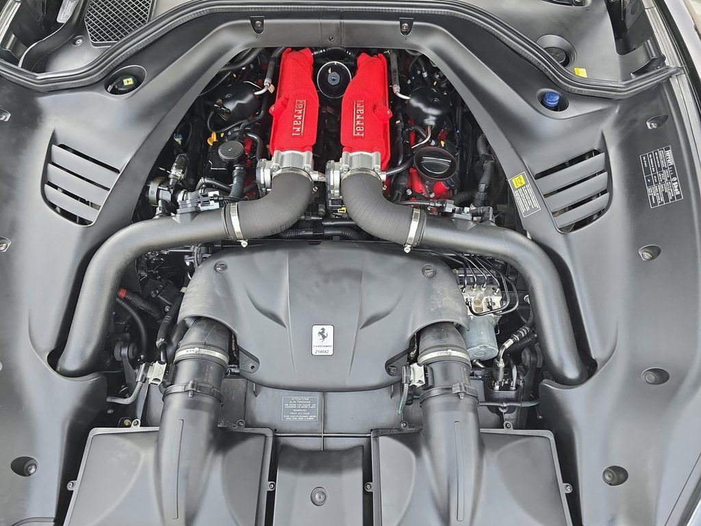 Used 2016 Ferrari California T image 27