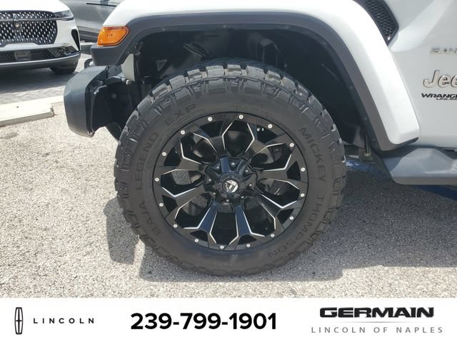 Used 2019 Jeep Wrangler Unlimited Sahara AWD/4WD image 12