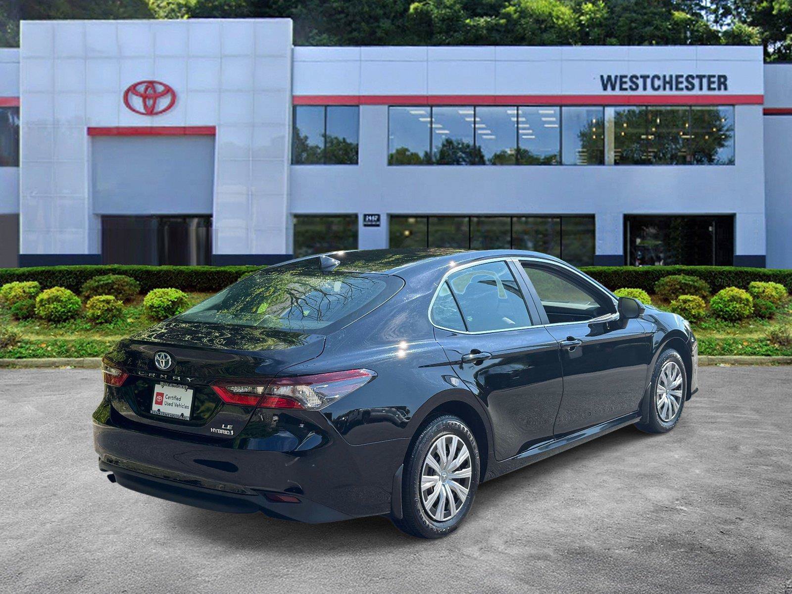 Used 2023 Toyota Camry LE FWD image 7