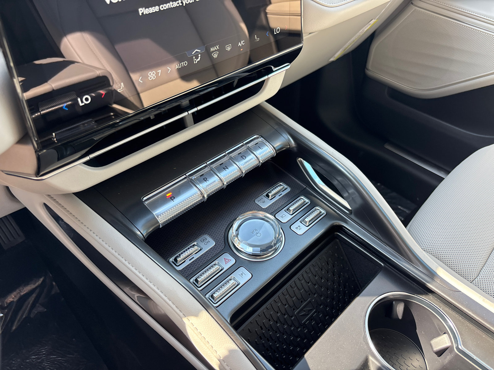 New 2026 Lincoln Nautilus Premier AWD/4WD image 23