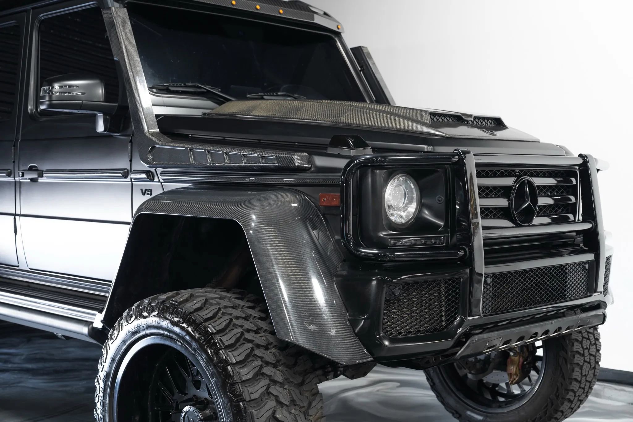 Used 2017 Mercedes-Benz G 550 Squared image 5