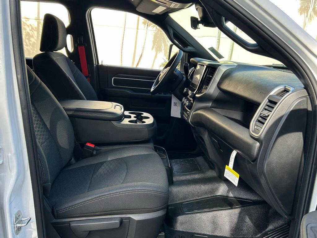 New 2025 RAM 3500 Big Horn image 33