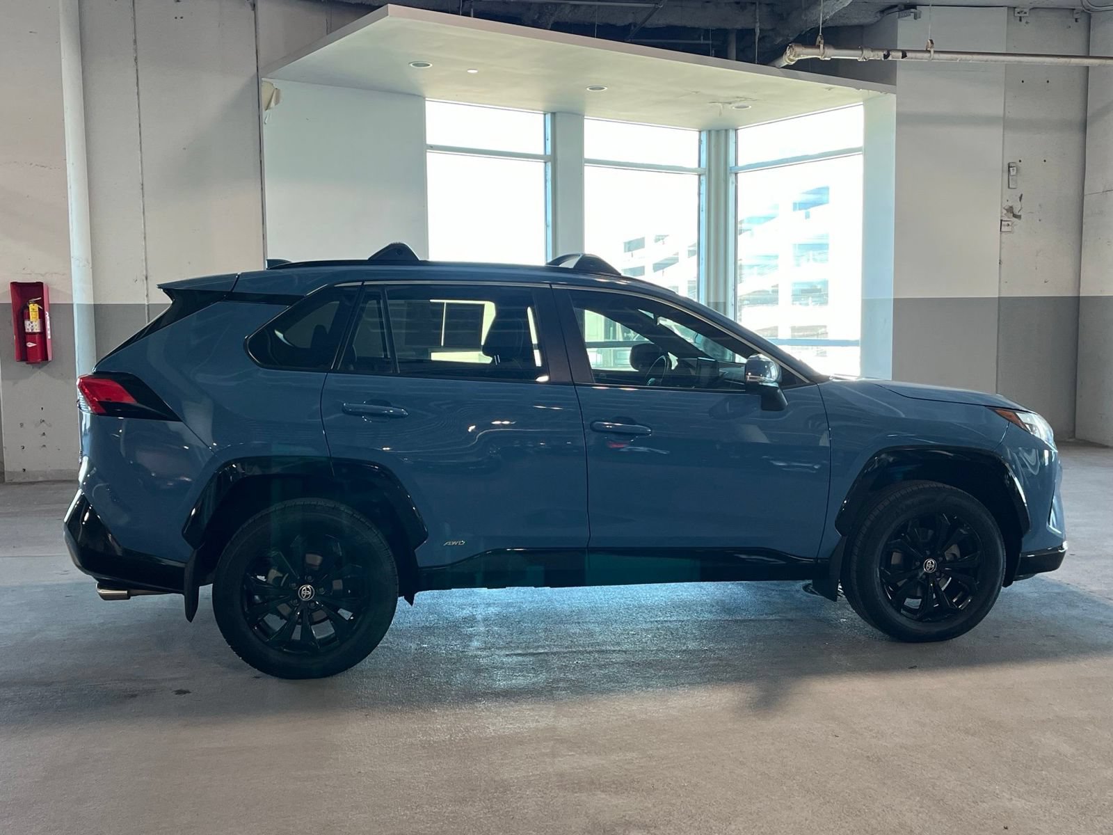 Used 2022 Toyota RAV4 SE AWD/4WD image 12