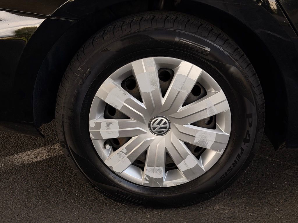 Used 2015 Volkswagen Jetta S image 53