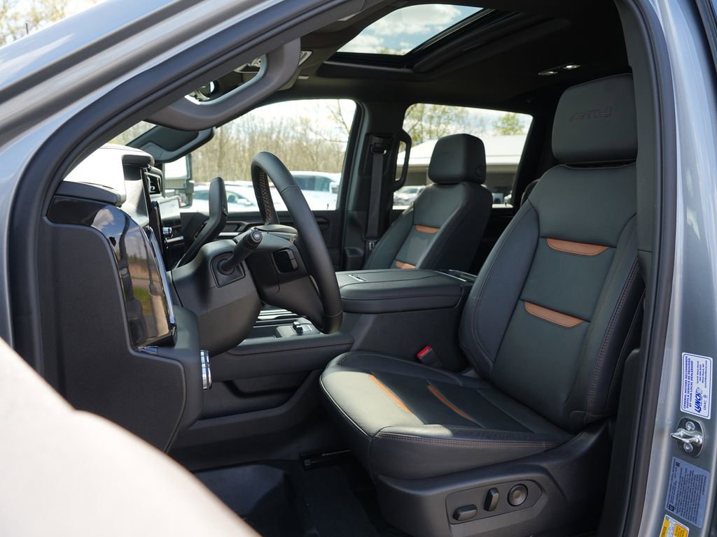 Used 2026 GMC Sierra 2500 AT4 w/ AT4 Premium Plus Package AWD/4WD image 12