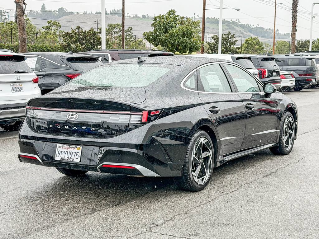 Certified 2024 Hyundai Sonata SEL w/ Convenience Package image 7