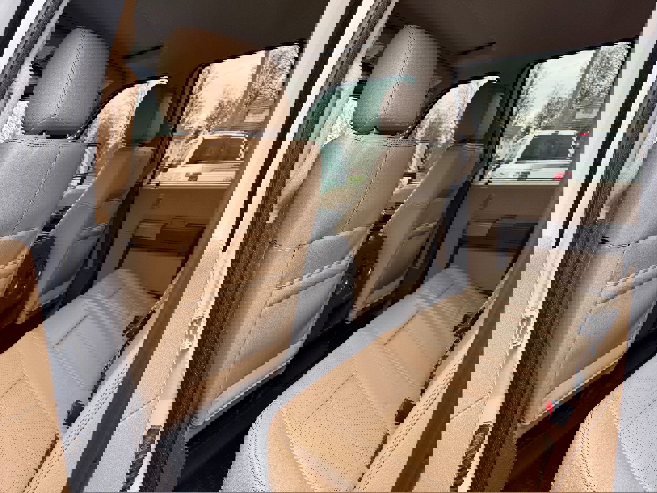 Used 2015 Ford F250 Lariat w/ Lariat Ultimate Package image 12