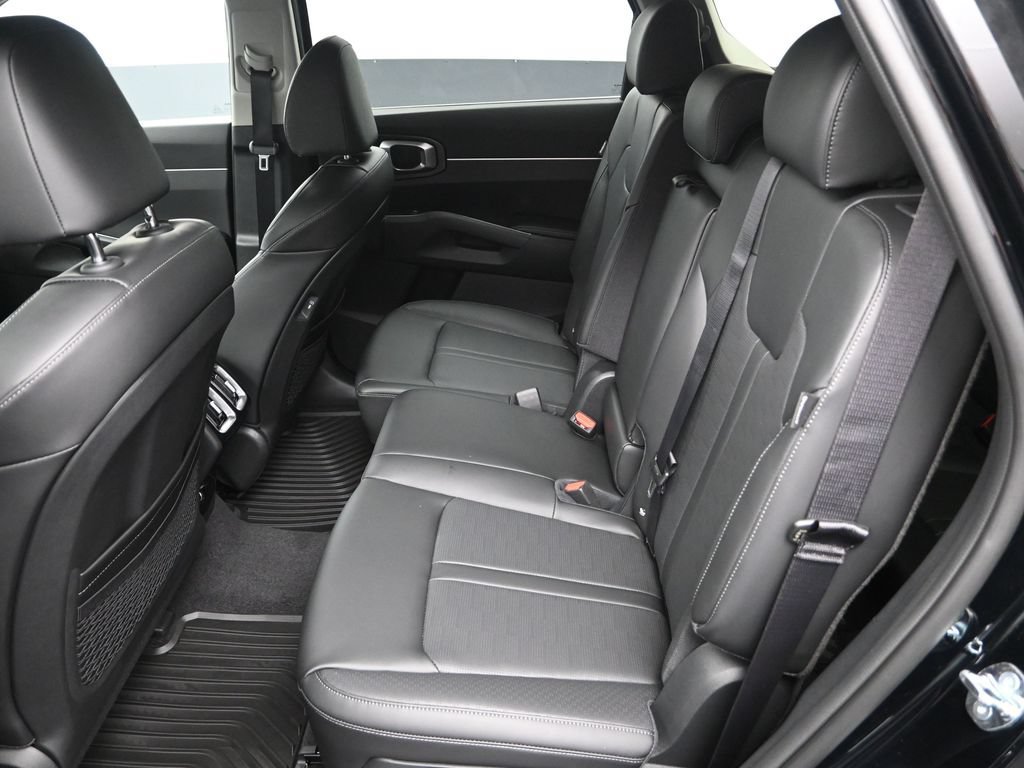 Certified 2026 Kia Sorento EX AWD/4WD image 28
