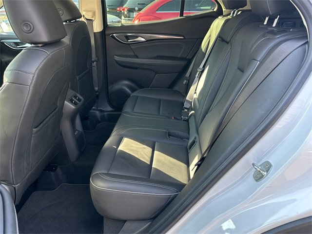 Used 2022 Buick Envision Essence w/ Safety Package image 21