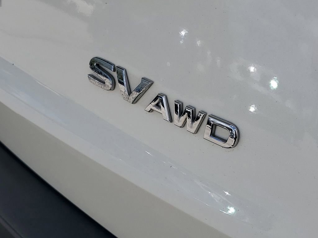 Used 2023 Nissan Rogue SV AWD/4WD image 6