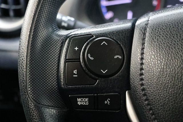 Used 2018 Toyota RAV4 LE w/ All Weather Liner Package image 21