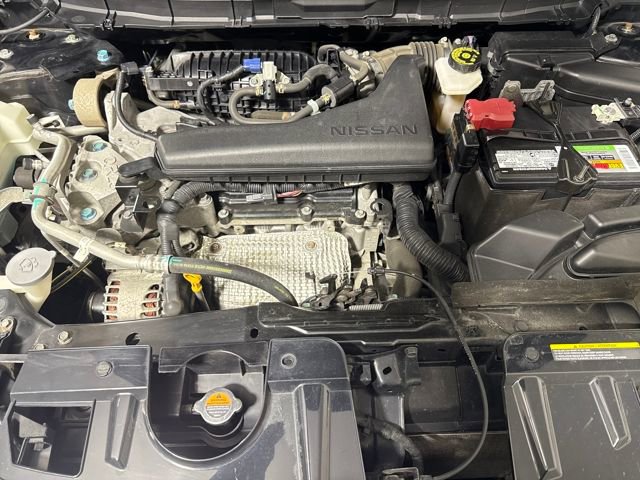 Used 2019 Nissan Rogue SV image 38