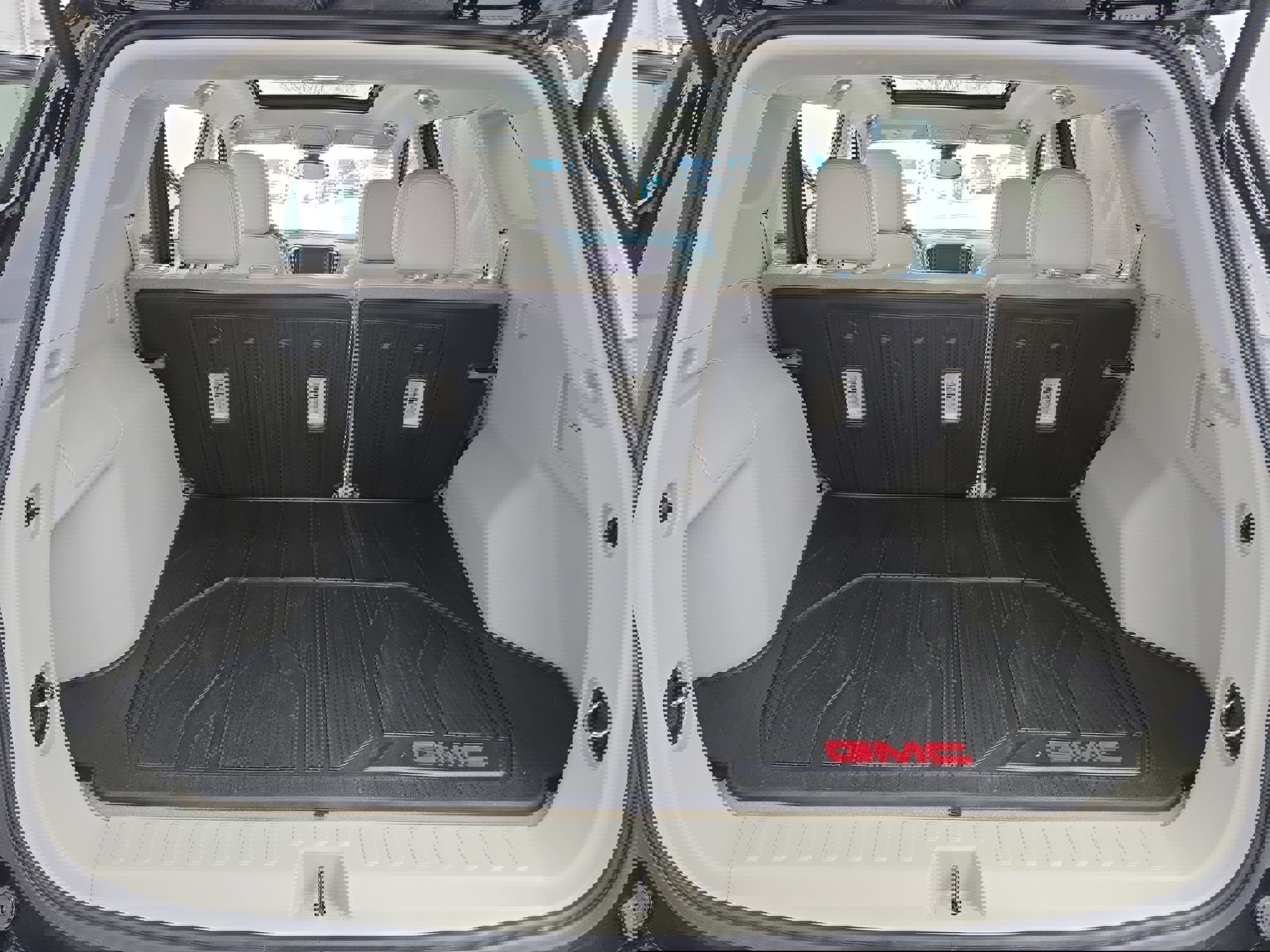 Used 2024 GMC Terrain Denali w/ Denali Premium Package image 12