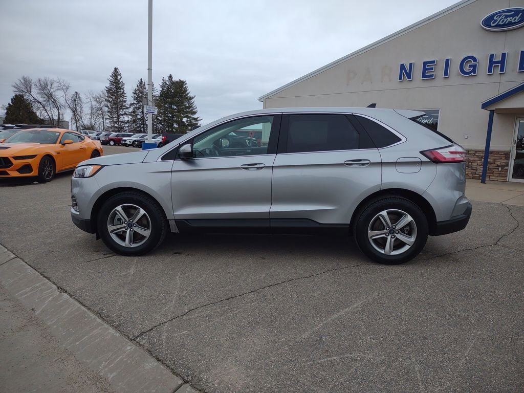 Used 2022 Ford Edge SEL w/ Convenience Package image 2