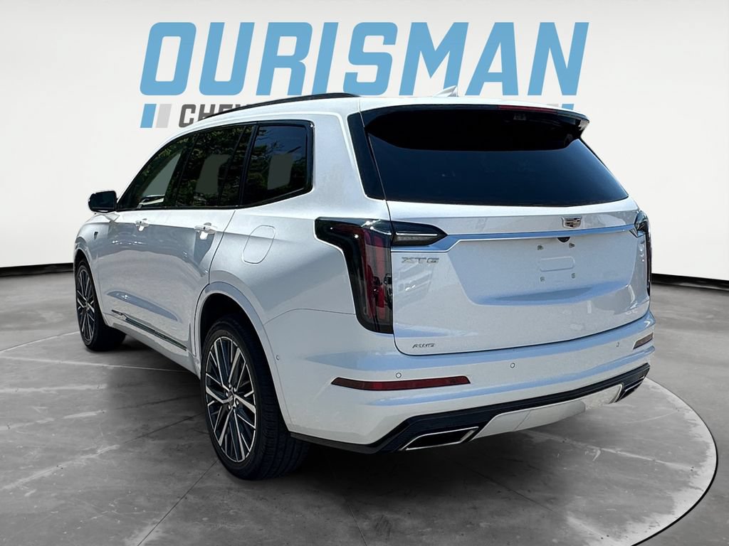 Used 2025 Cadillac XT6 Sport w/ Platinum Package AWD/4WD image 4