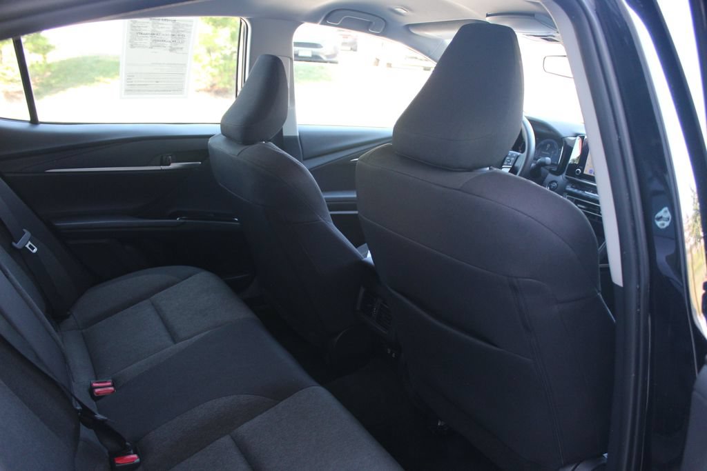 Used 2025 Toyota Camry LE FWD image 37