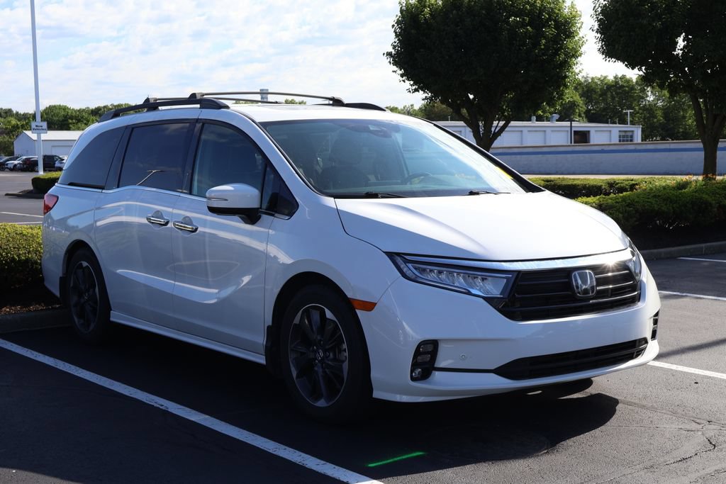 Used 2021 Honda Odyssey Elite image 3