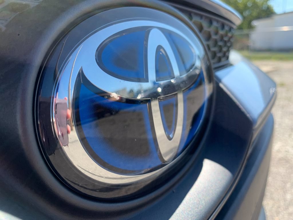 Used 2024 Toyota Corolla LE FWD image 37