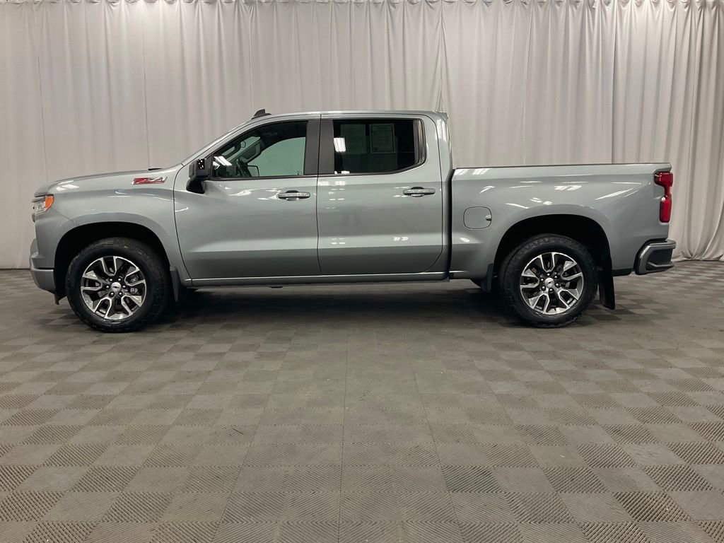 Used 2023 Chevrolet Silverado 1500 RST AWD/4WD image 14