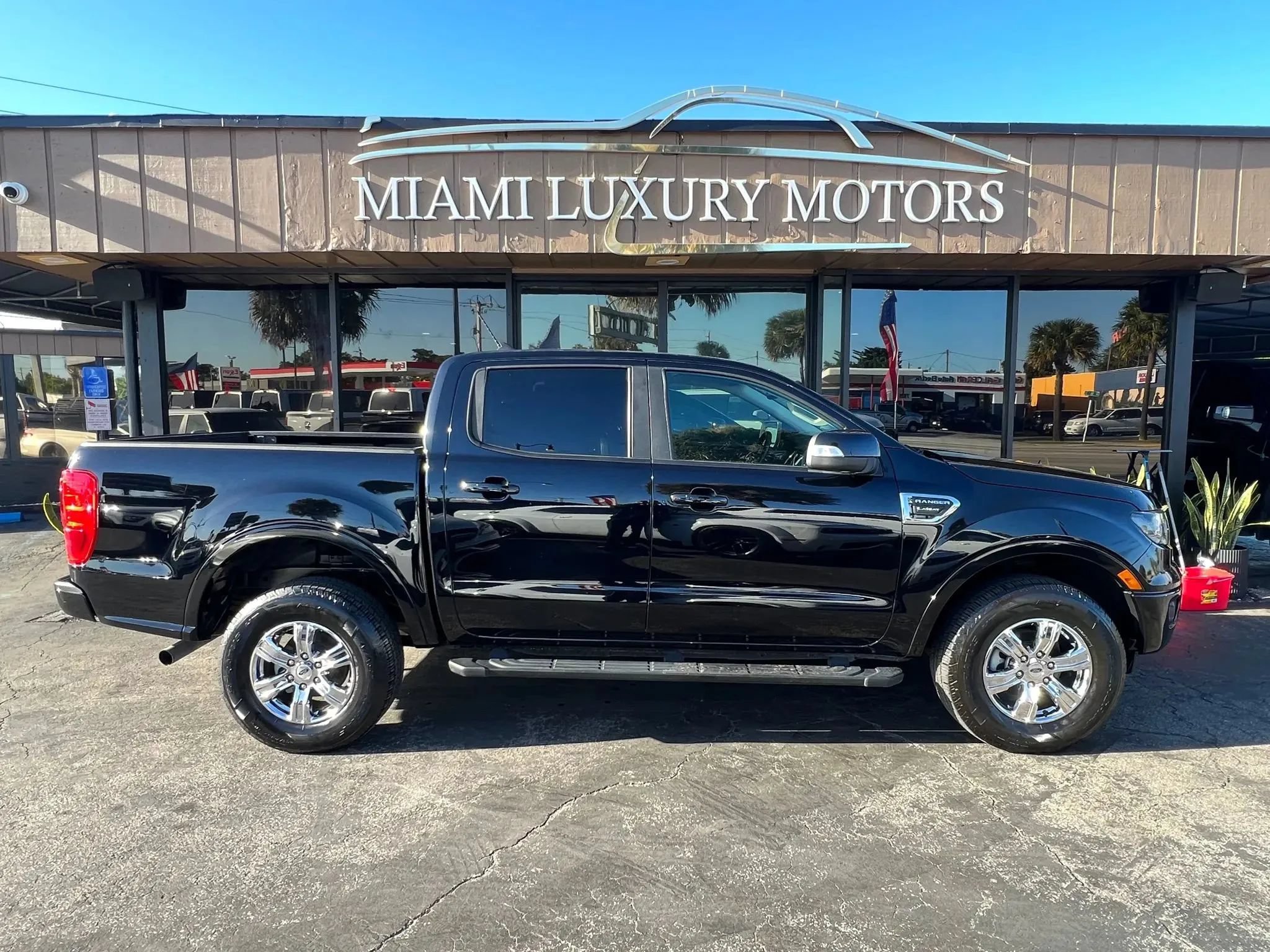 Used 2021 Ford Ranger Lariat RWD image 1