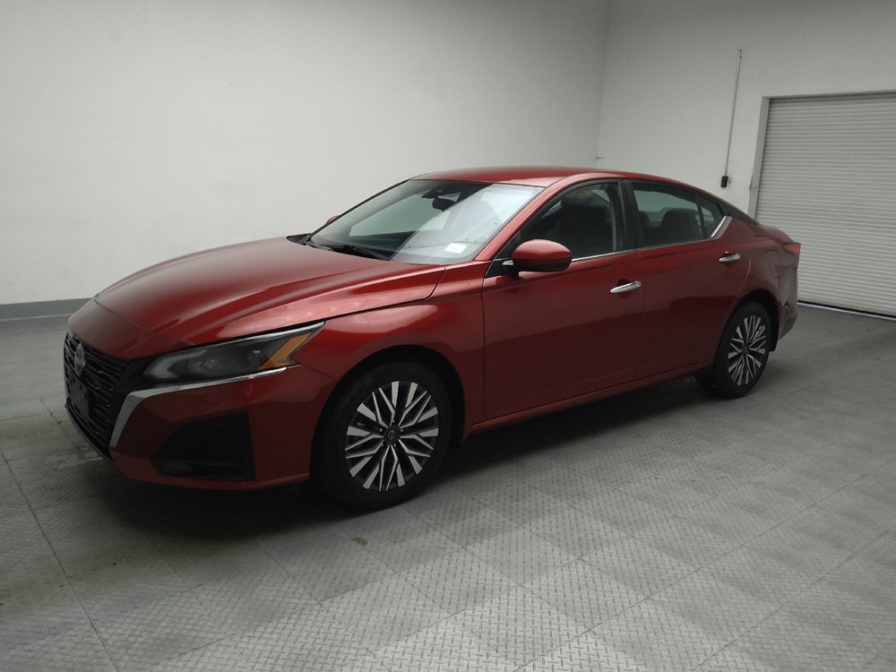 Used 2023 Nissan Altima 2.5 SV AWD/4WD image 2