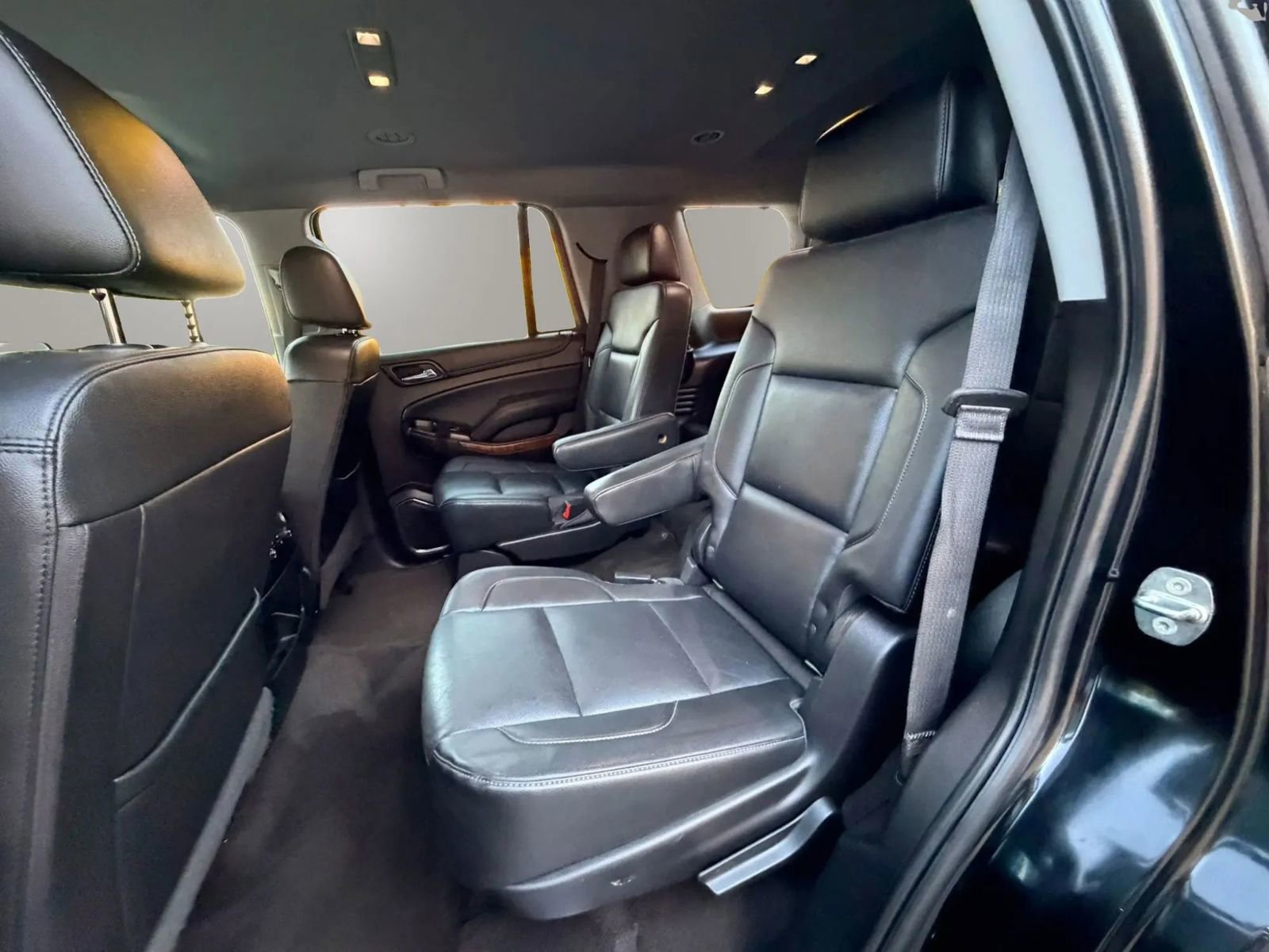 Used 2018 Chevrolet Tahoe Premier RWD image 29