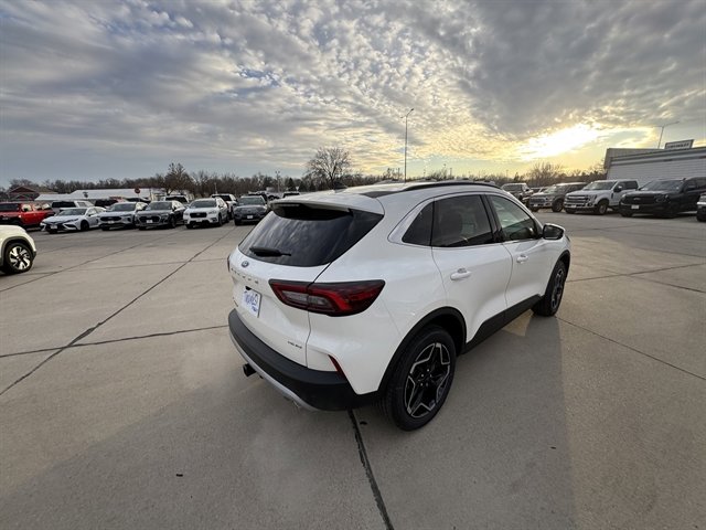 New 2026 Ford Escape Platinum w/ Equipment Group 601A image 4