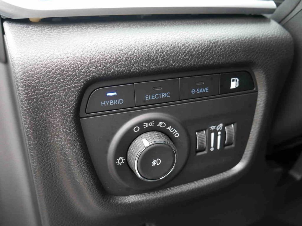 New 2025 Jeep Grand Cherokee Limited 4xe image 24