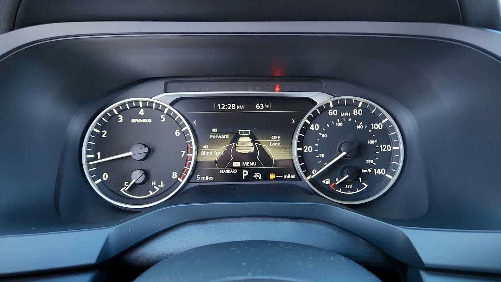 Used 2024 Nissan Pathfinder S FWD image 13
