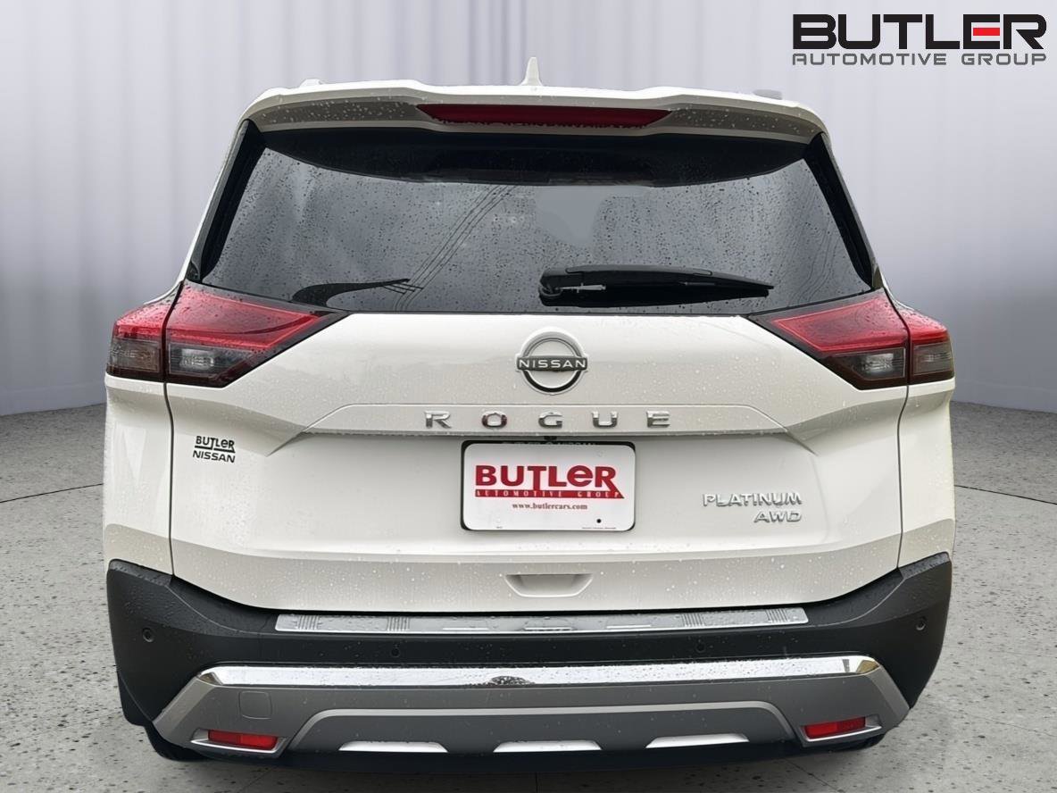 Used 2023 Nissan Rogue Platinum w/ Platinum Premium Package image 4