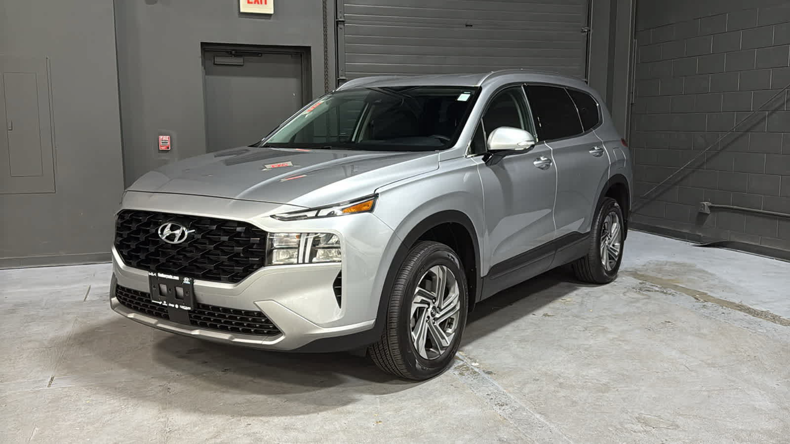 Used 2023 Hyundai Santa Fe SEL AWD/4WD image 3