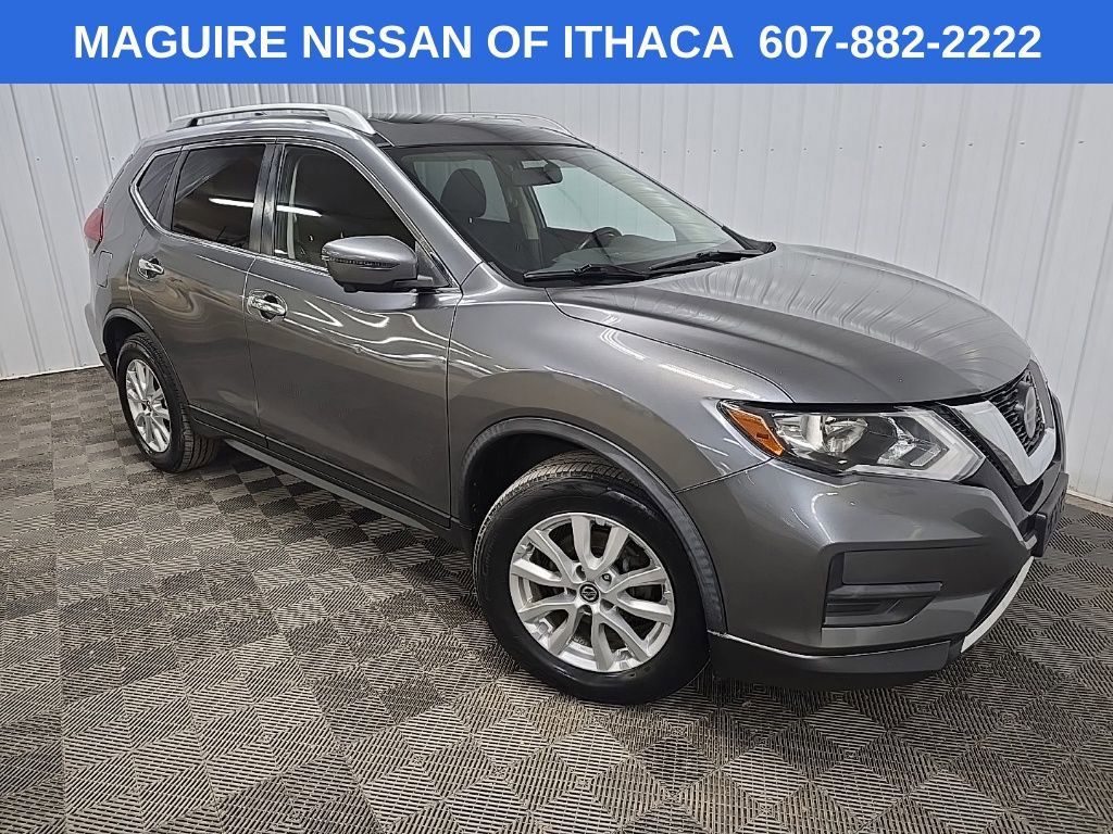 Used 2018 Nissan Rogue SV w/ Sun & Sound Touring Package image 7