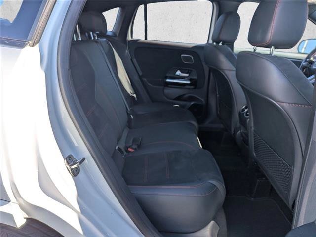 Used 2024 Mercedes-Benz GLA 250 4MATIC image 19