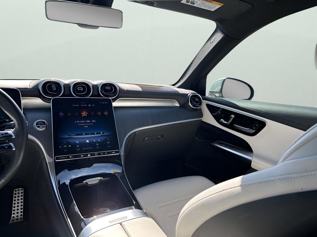 Used 2024 Mercedes-Benz GLC 300 4MATIC w/ AMG Line image 22