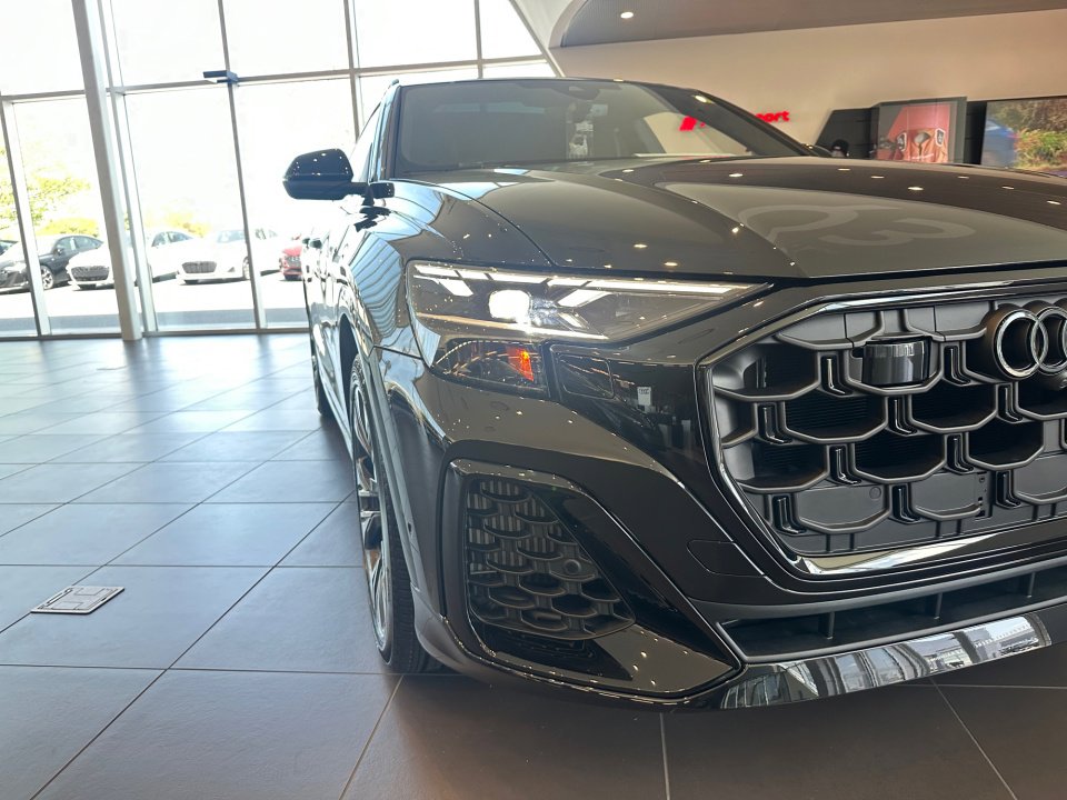 New 2026 Audi Q8 Premium Plus image 24