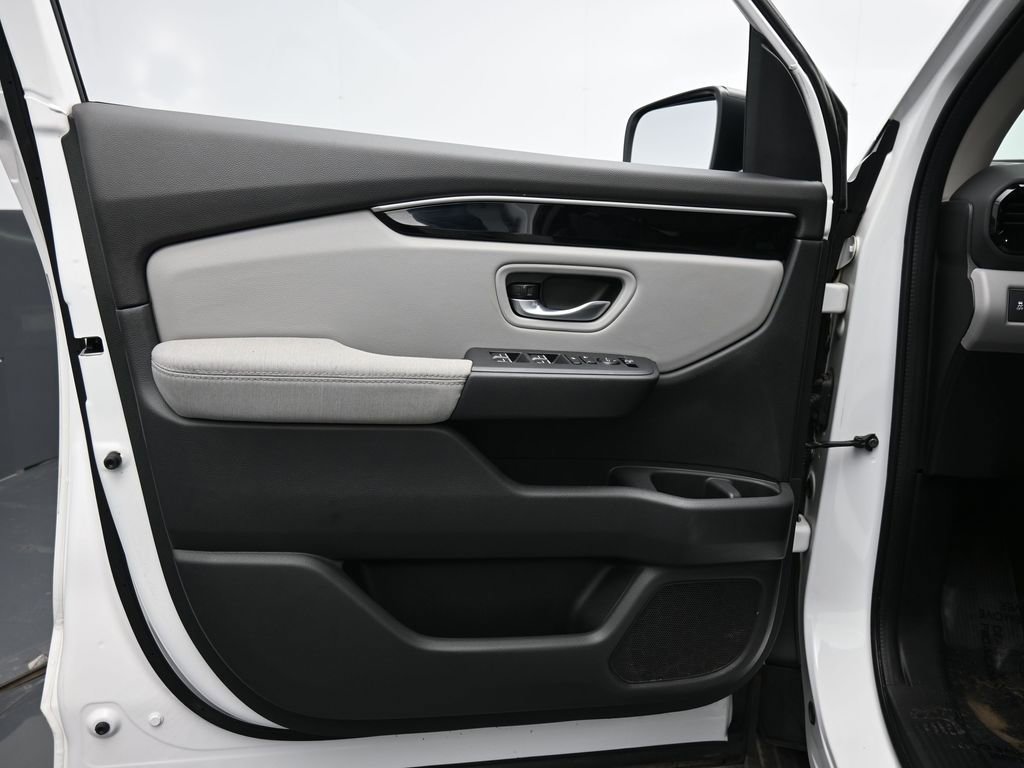 Used 2024 Honda Pilot LX image 30