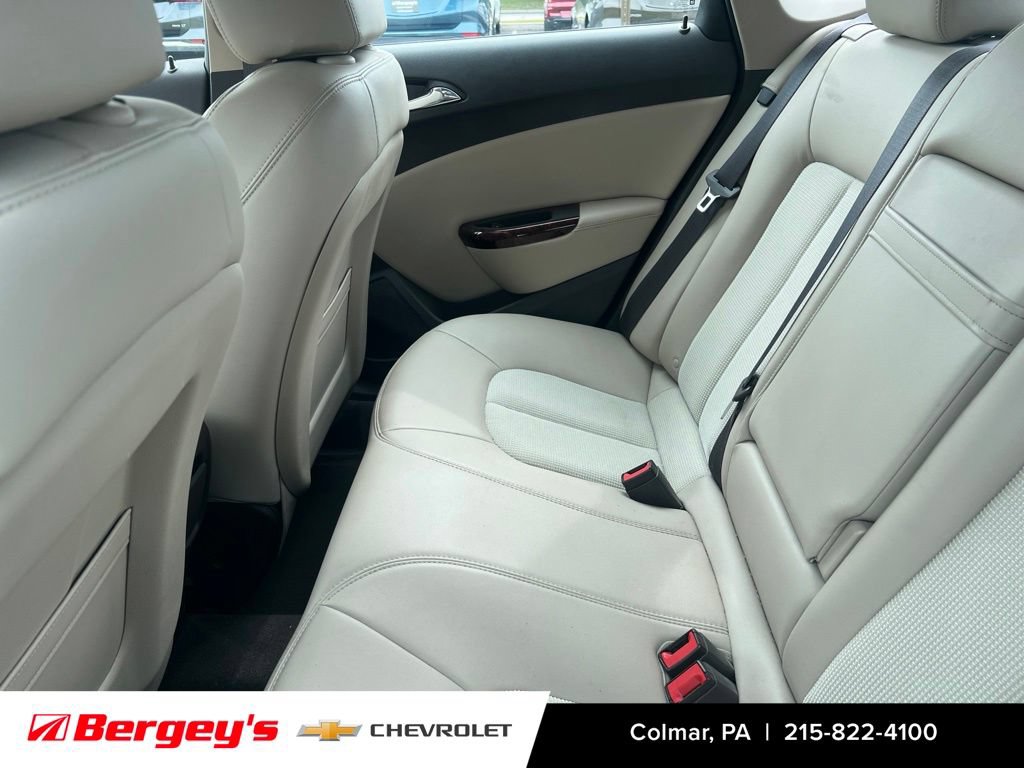 Certified 2014 Buick Verano Convenience FWD image 10