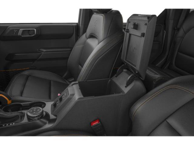 Used 2025 Ford Bronco Badlands image 13