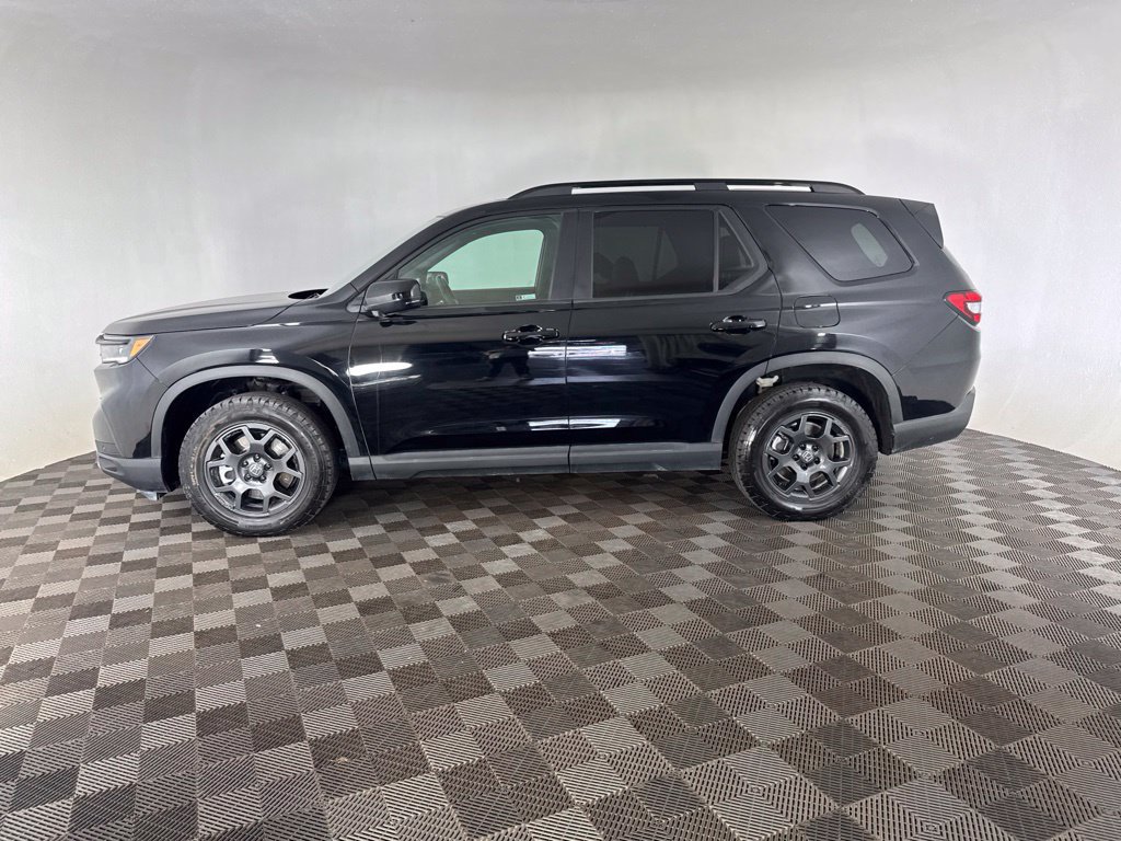 Used 2024 Honda Pilot TrailSport image 10