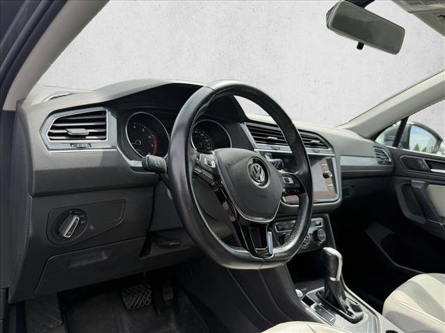 Used 2018 Volkswagen Tiguan SE FWD image 10