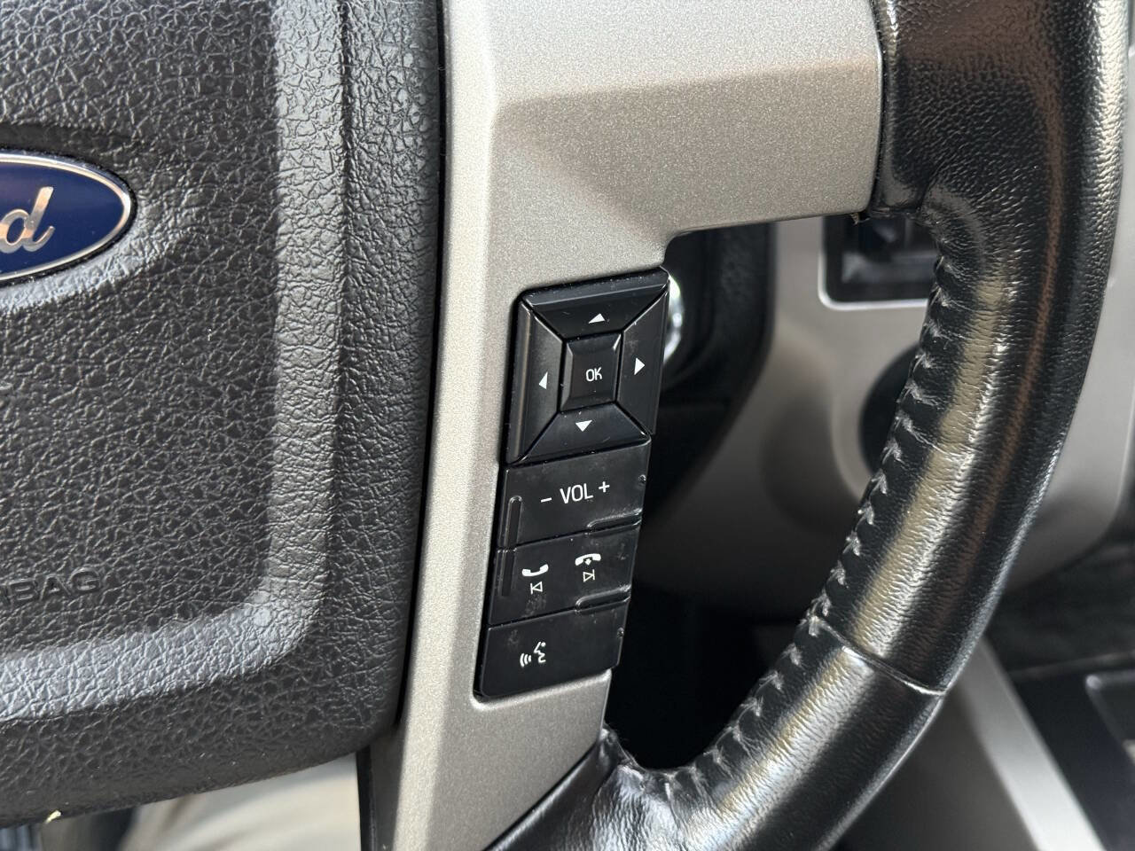 Used 2015 Ford Expedition Limited w/ Equipment Group 301A image 20