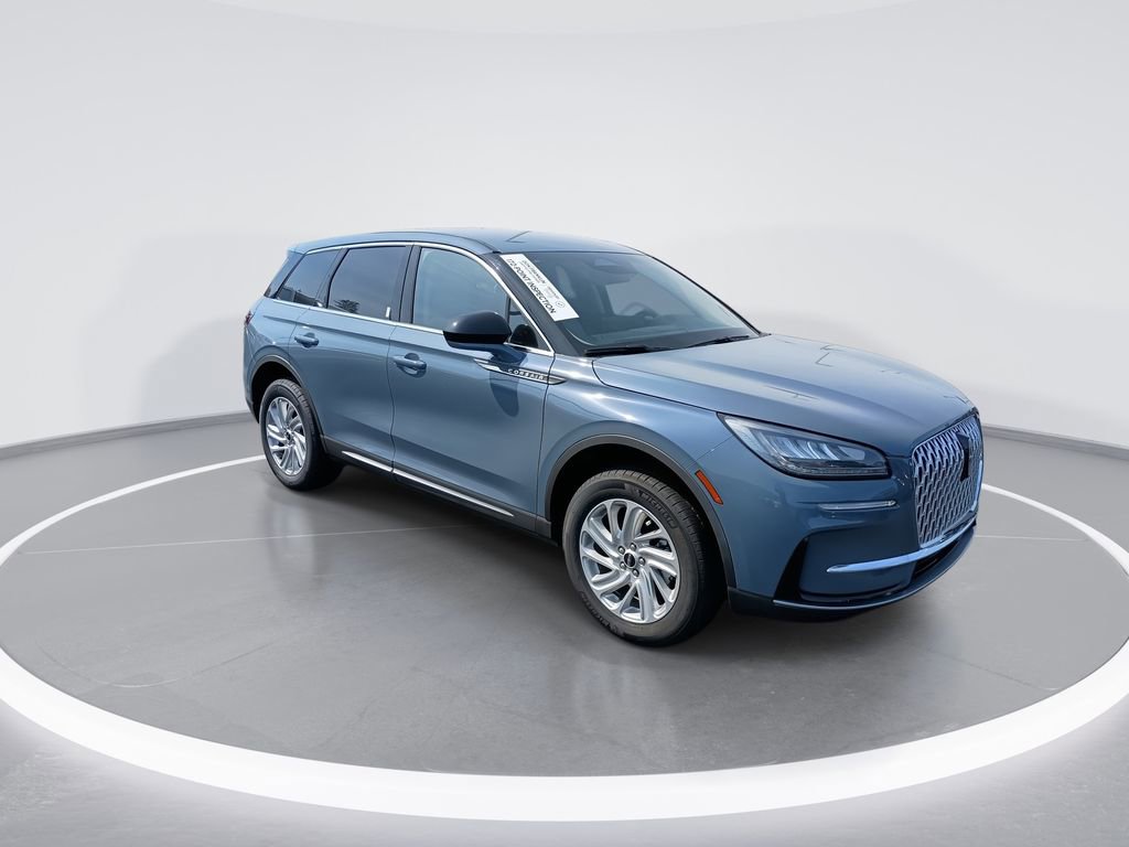 Used 2025 Lincoln Corsair FWD image 2