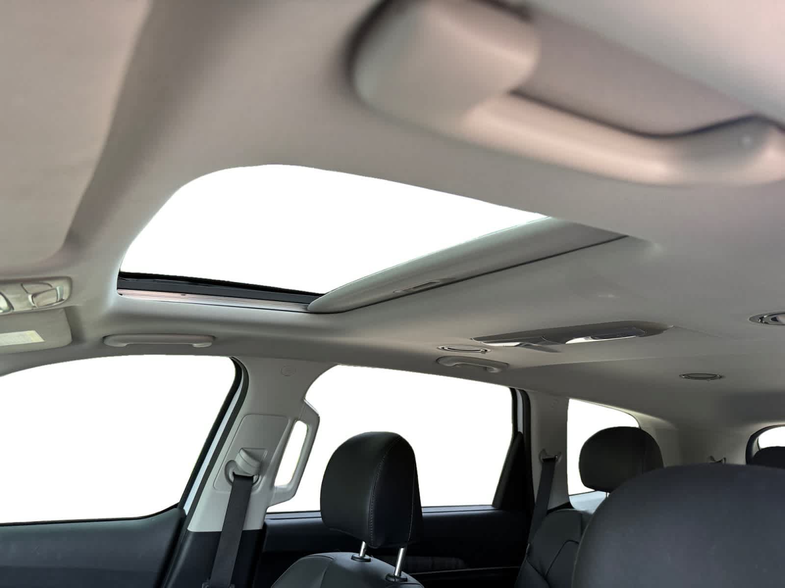 Used 2025 Kia Telluride EX FWD image 12