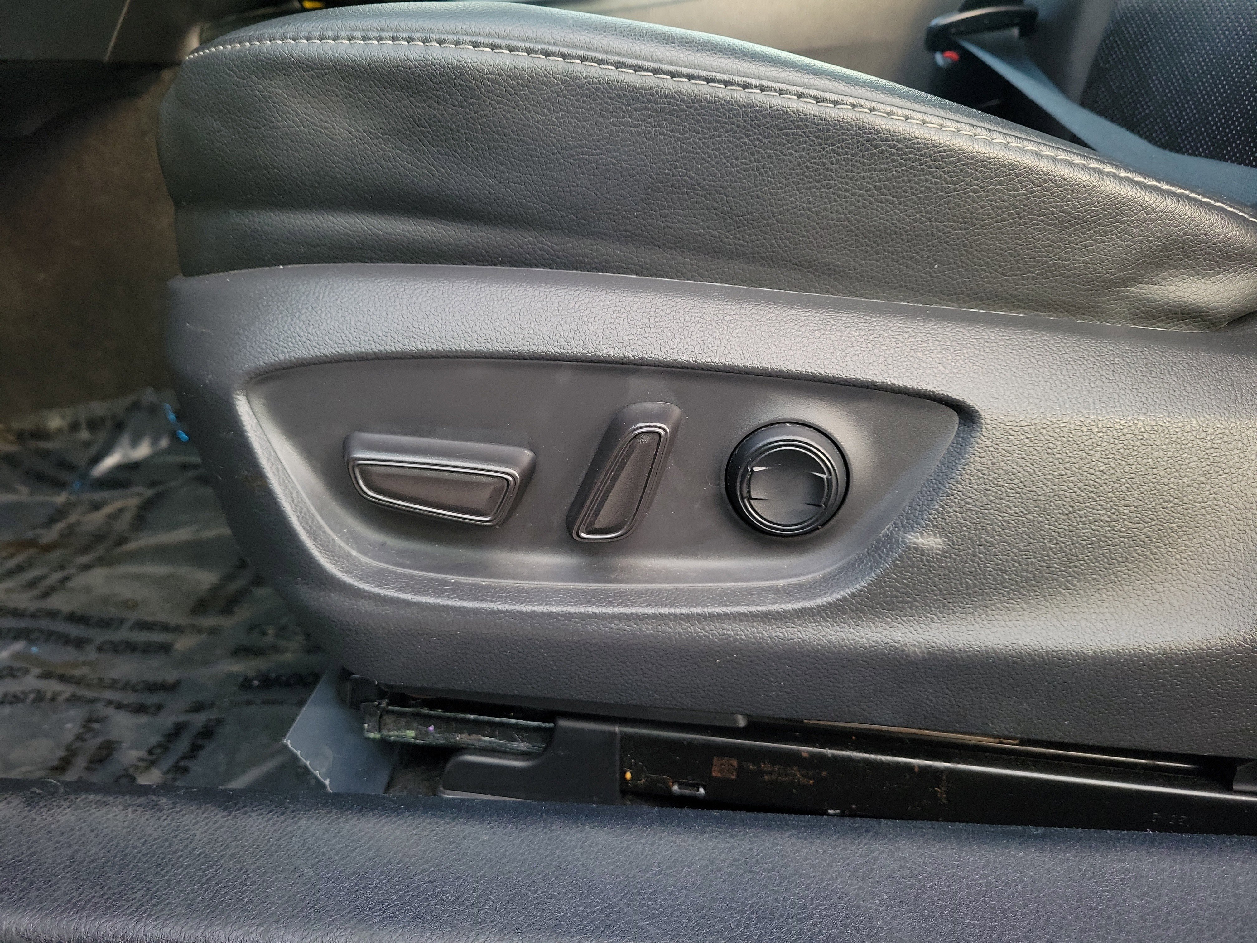 Certified 2020 Toyota Camry XSE image 18