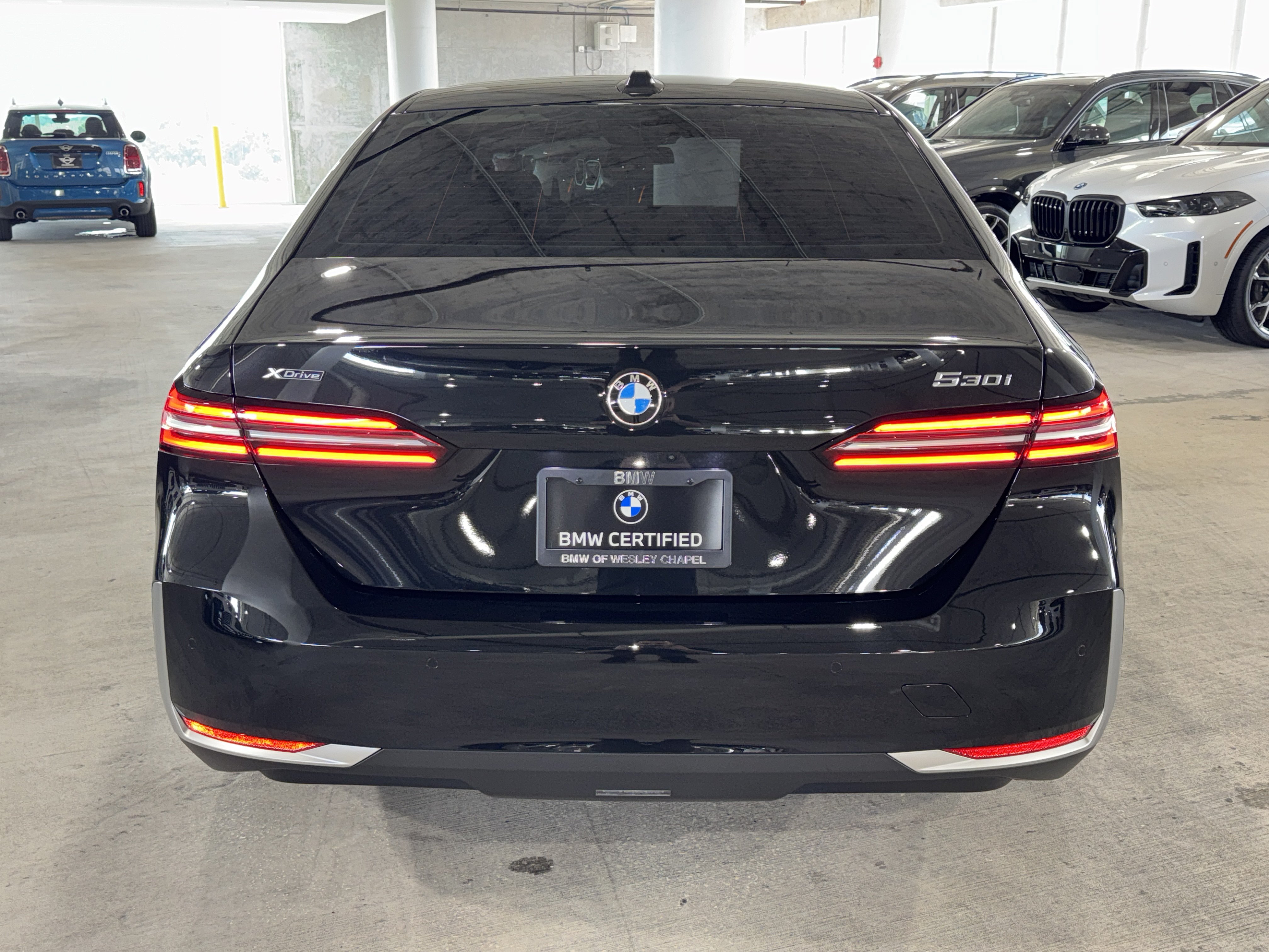 Certified 2025 BMW 530i xDrive AWD/4WD image 10