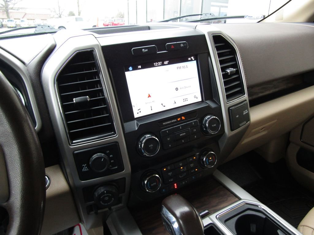 Used 2019 Ford F150 Lariat image 29